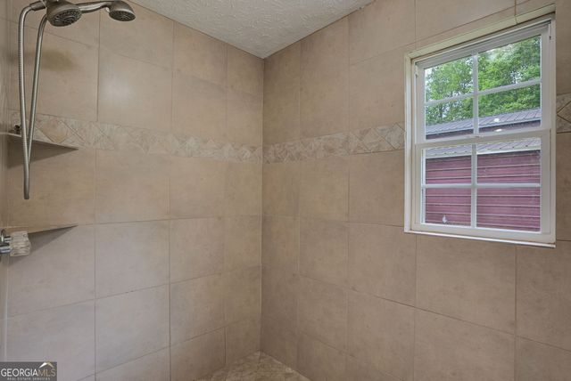 142 Mountain View Road, Lavonia, GA 30553