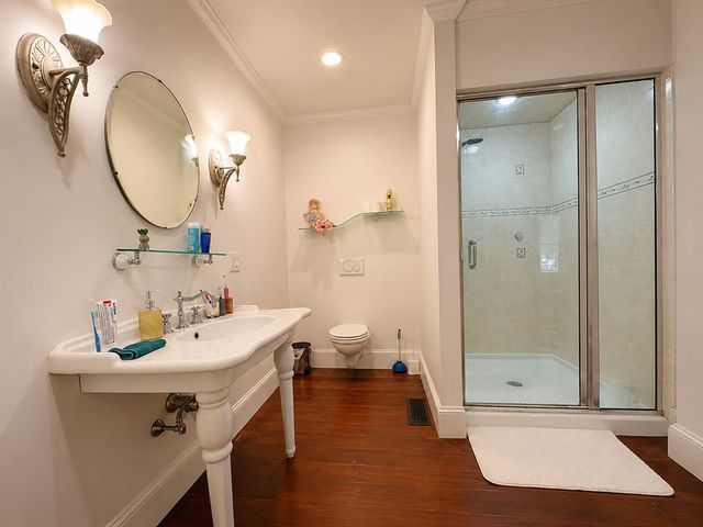 230 Main St, Chelmsford, MA 01863