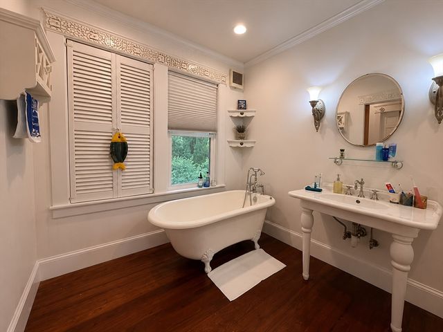 230 Main St, Chelmsford, MA 01863
