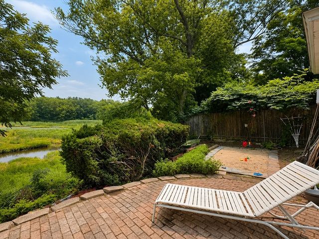 230 Main St, Chelmsford, MA 01863