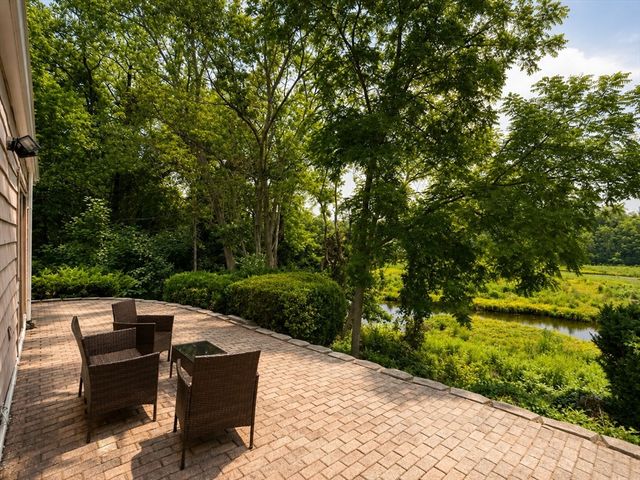 230 Main St, Chelmsford, MA 01863