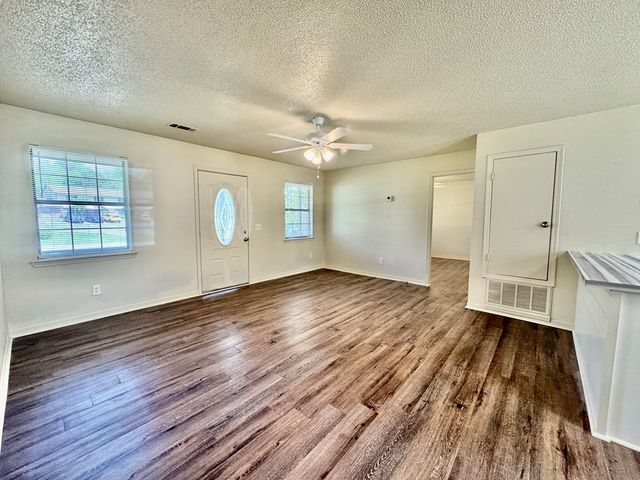 107 Mountain View Court, Hamilton, GA 31811