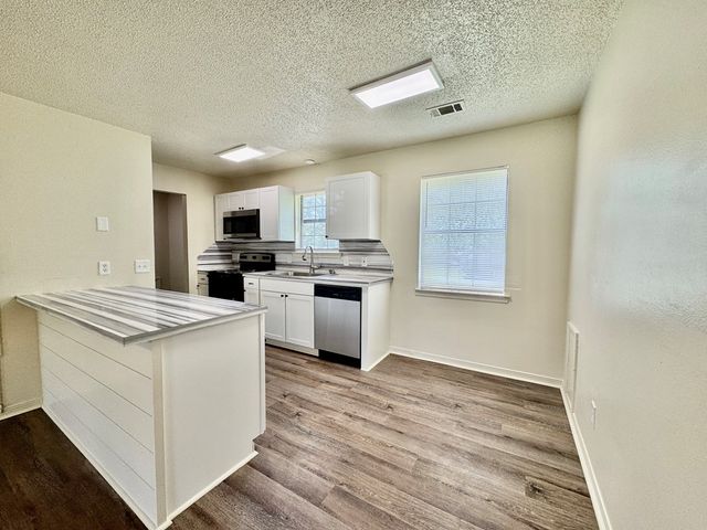 107 Mountain View Court, Hamilton, GA 31811