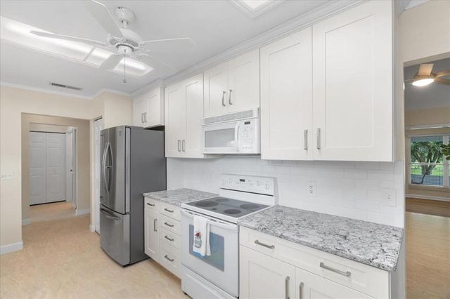 8532 SW 65TH COURT ROAD, Ocala, FL 34476