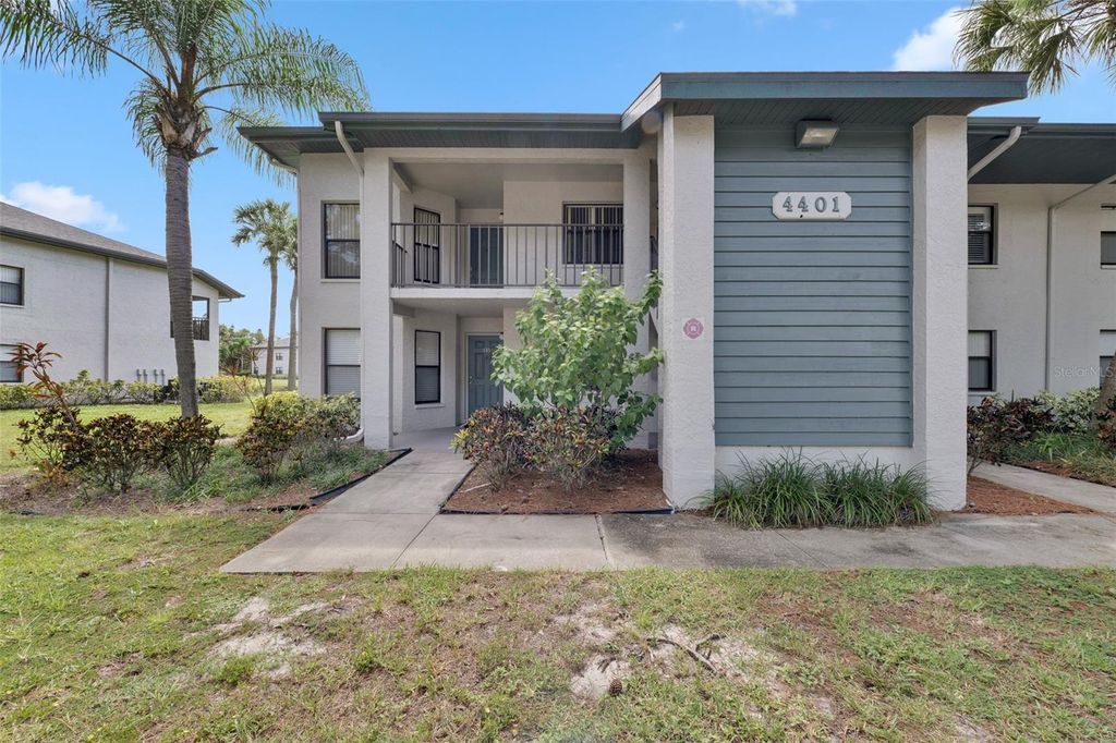 4401 46 AVE W AVENUE W 201, BRADENTON, FL 34210 — exterior