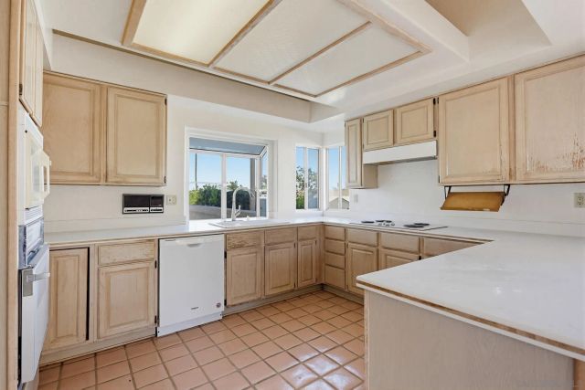 73 Via Casitas, Bonsall, CA 92003