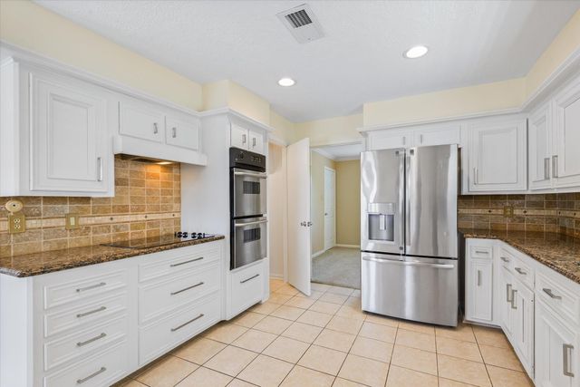 15002 Trowbridge Court, Houston, TX 77062