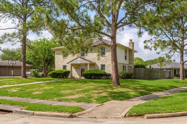 15002 Trowbridge Court, Houston, TX 77062