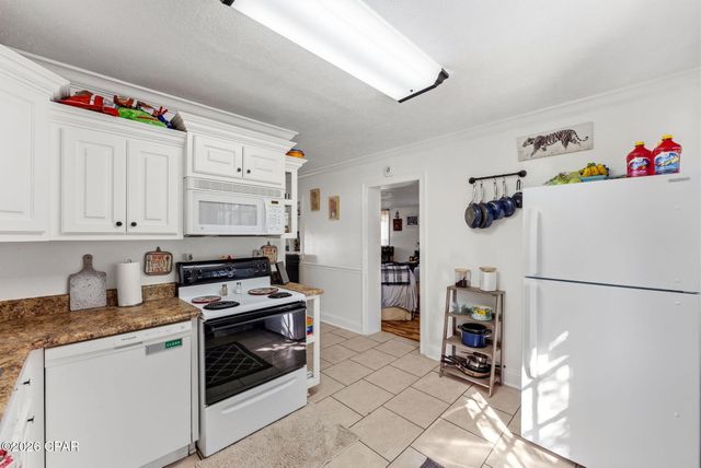 617 N 9th Plaza, Panama City, FL 32404