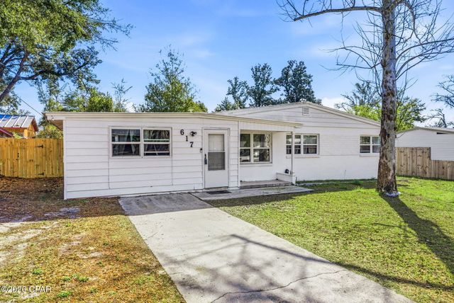 617 N 9th Plaza, Panama City, FL 32404