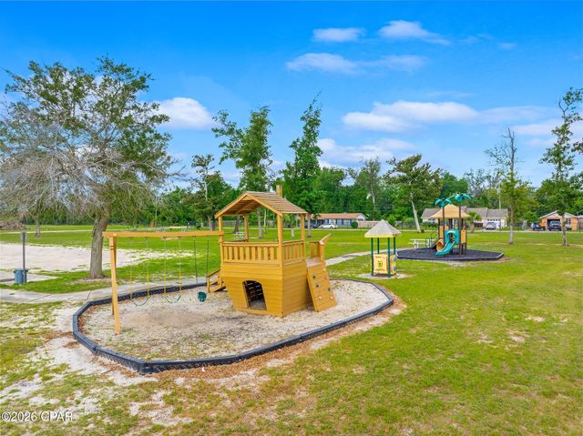 617 N 9th Plaza, Panama City, FL 32404