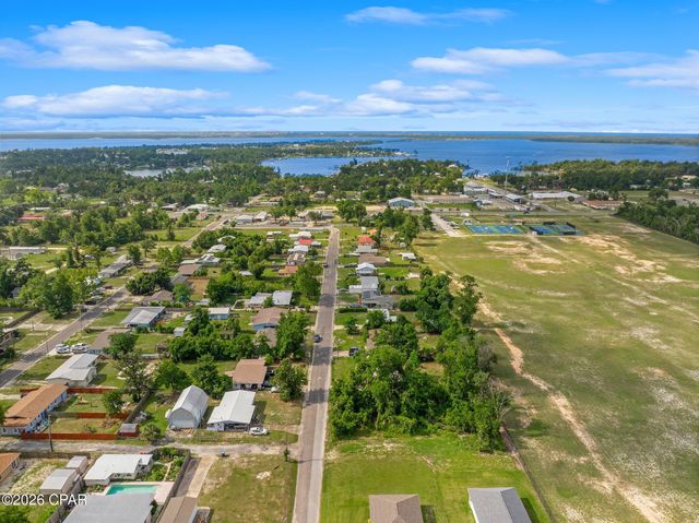 617 N 9th Plaza, Panama City, FL 32404