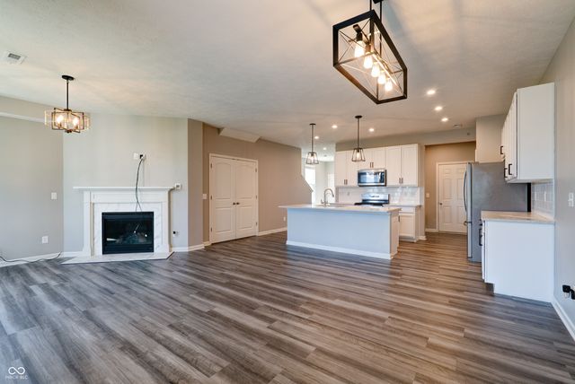 13501 Dewpoint Lane, Fishers, IN 46037