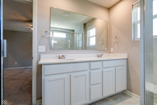 13501 Dewpoint Lane, Fishers, IN 46037