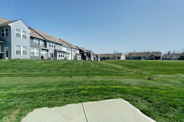 13501 Dewpoint Lane, Fishers, IN 46037