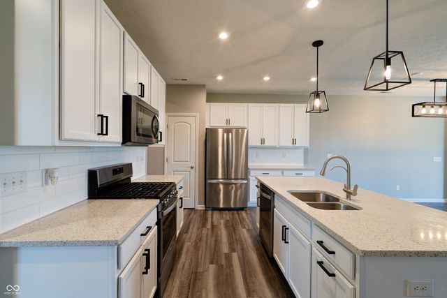 13501 Dewpoint Lane, Fishers, IN 46037