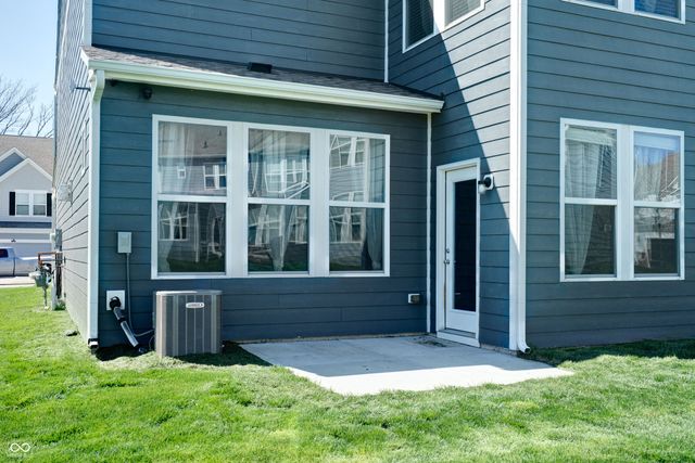 13501 Dewpoint Lane, Fishers, IN 46037