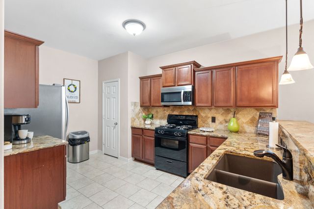 532 Bailer Drive, Crowley, TX 76036