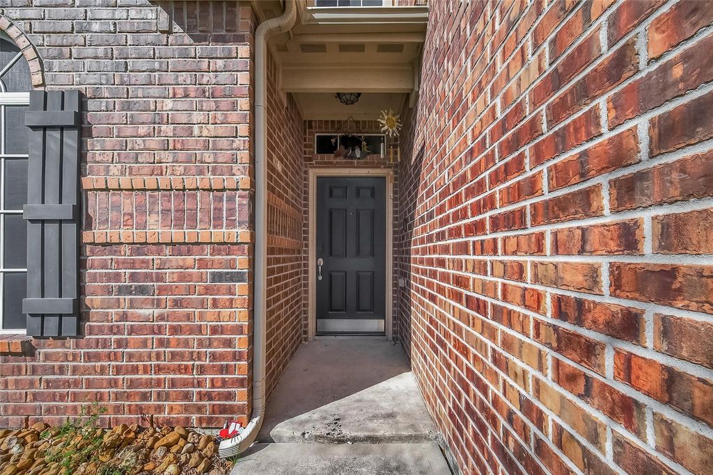 1019 Arnica Street, Baytown, TX 77521