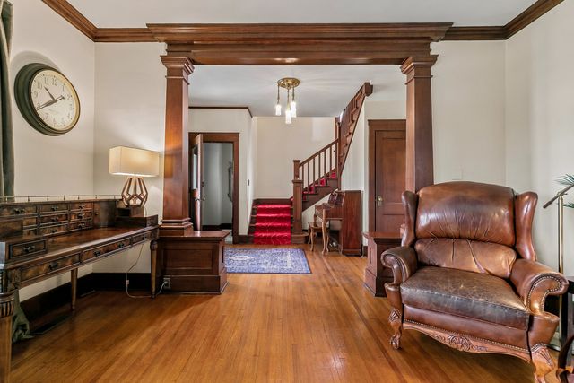 2440 E RIVER Drive, Davenport, IA 52803