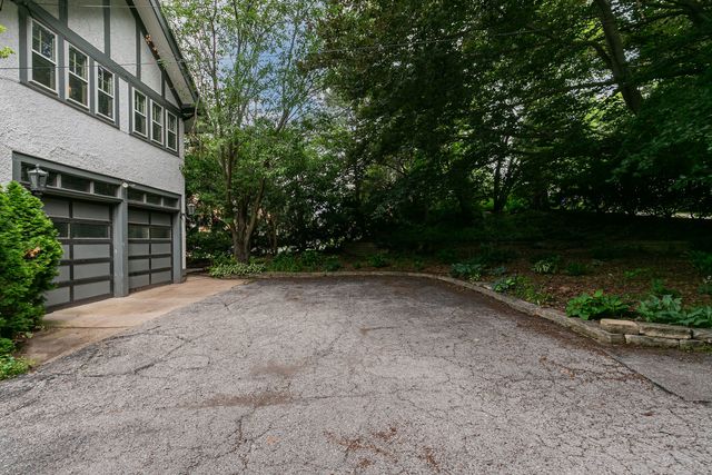 2440 E RIVER Drive, Davenport, IA 52803