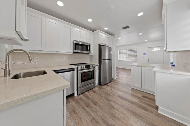 5727 SW 3rd St 0, Miami, FL 33144