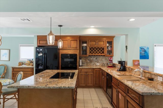 680 Cruikshank, Summerland Key, FL 33042
