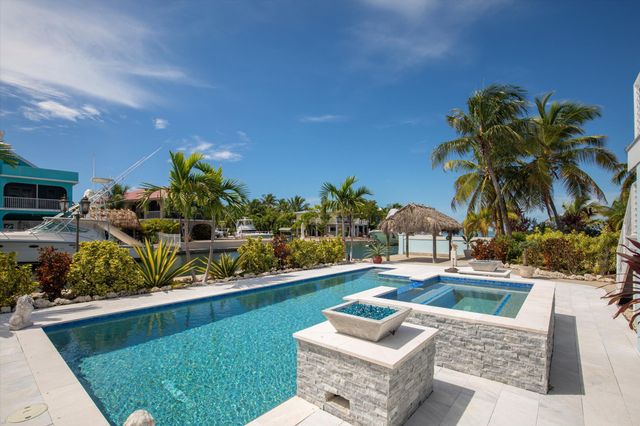 680 Cruikshank, Summerland Key, FL 33042