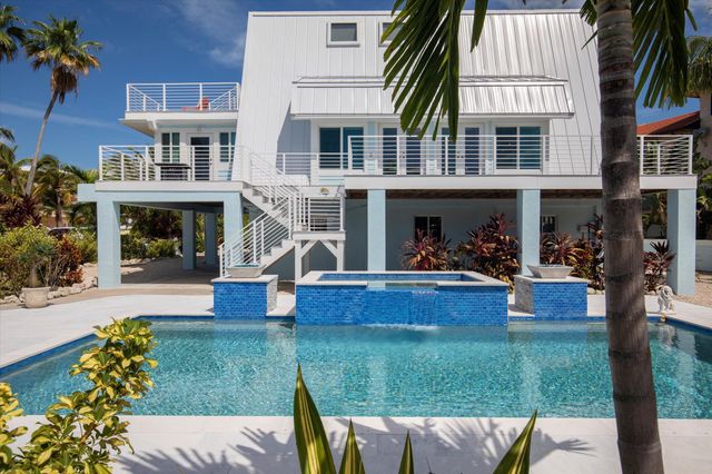 680 Cruikshank, Summerland Key, FL 33042