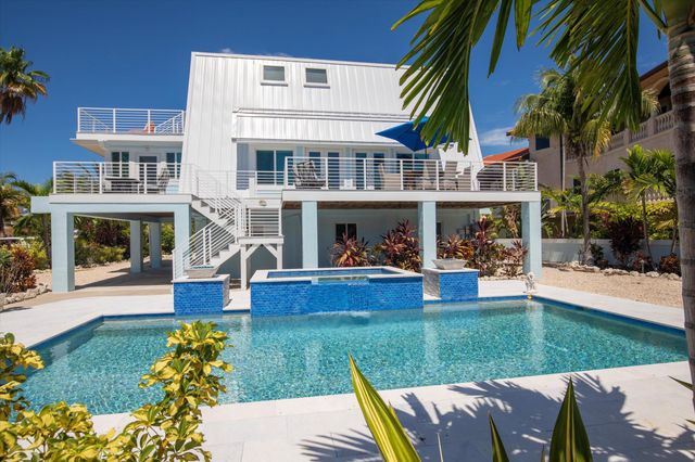 680 Cruikshank, Summerland Key, FL 33042