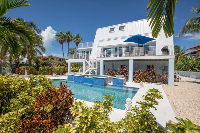 680 Cruikshank, Summerland Key, FL 33042