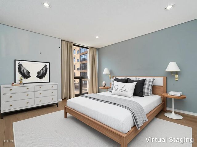 70 W Huron Street 605, Chicago, IL 60654