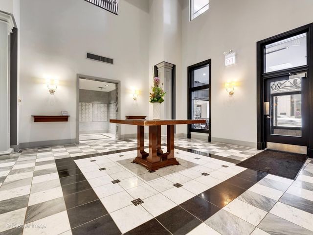 70 W Huron Street 605, Chicago, IL 60654