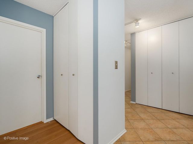70 W Huron Street 605, Chicago, IL 60654