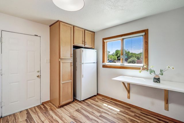 2201 Milton Court NW, Albuquerque, NM 87104