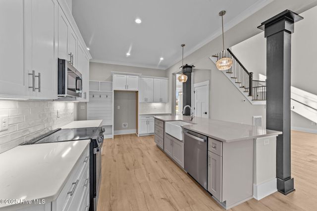 2568 Lassiter Road, Four Oaks, NC 27524