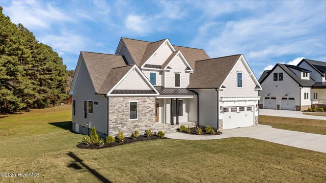 2568 Lassiter Road, Four Oaks, NC 27524