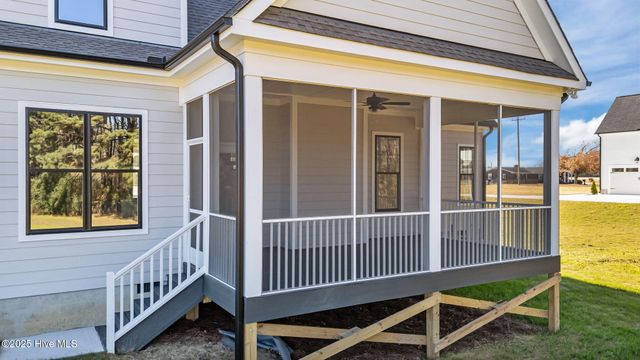 2568 Lassiter Road, Four Oaks, NC 27524