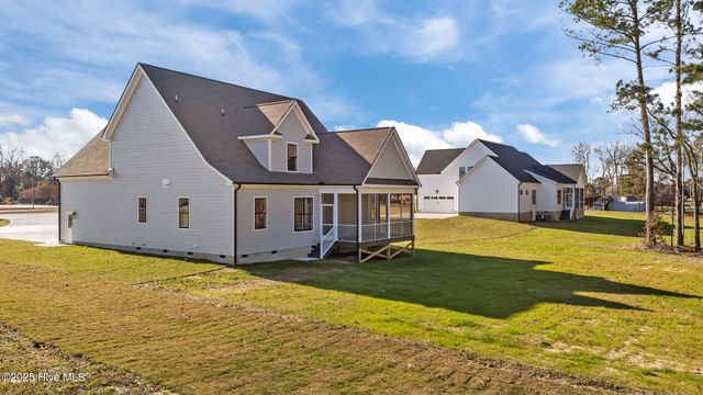 2568 Lassiter Road, Four Oaks, NC 27524