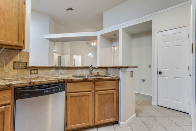 6826 Conestoga Drive, Rowlett, TX 75089