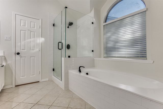 6826 Conestoga Drive, Rowlett, TX 75089