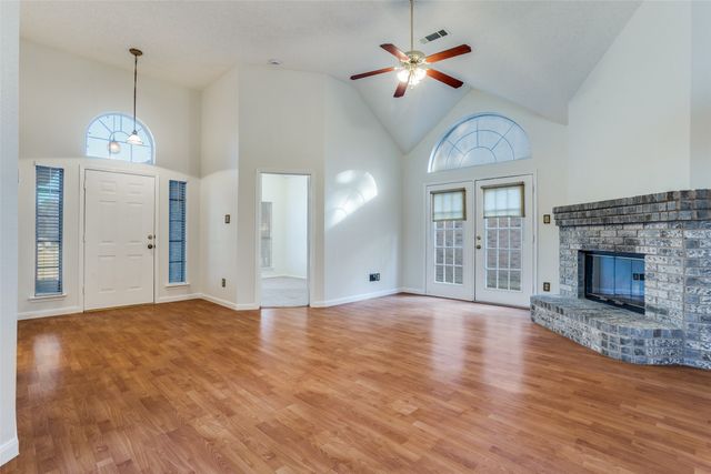 6826 Conestoga Drive, Rowlett, TX 75089