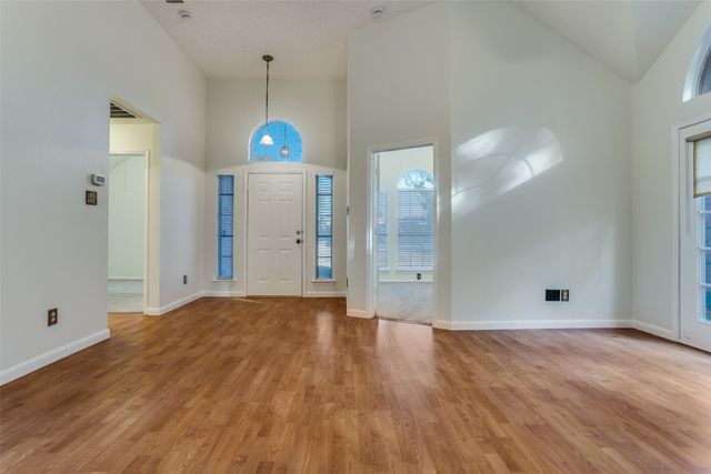 6826 Conestoga Drive, Rowlett, TX 75089