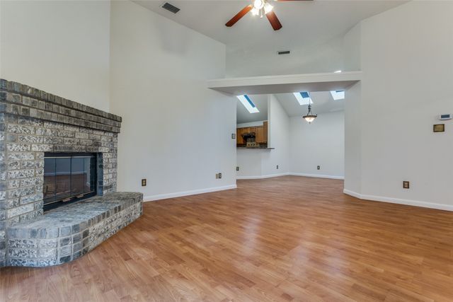 6826 Conestoga Drive, Rowlett, TX 75089