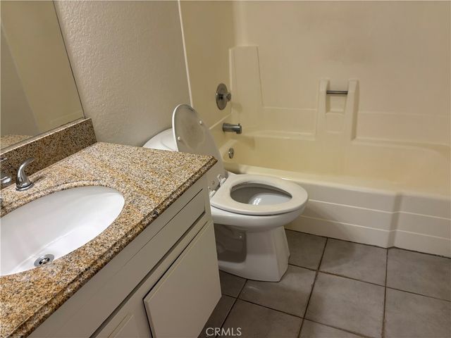 2501 FLORIDA Street 1, Huntington Beach, CA 92648