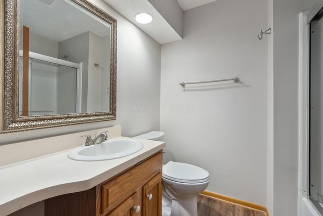95 Highmeadows Circle, Powell, OH 43065