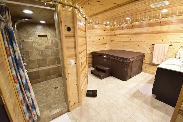 201 Cody Drive, Beaver Dam, WI 53916