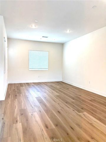 7268 Ellington Dr, Huntington Beach, CA 92647