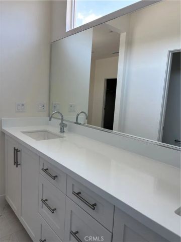 7268 Ellington Dr, Huntington Beach, CA 92647