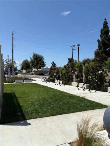 7268 Ellington Dr, Huntington Beach, CA 92647
